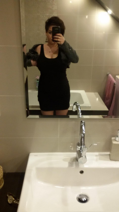 afd39d089022501dmed.jpg