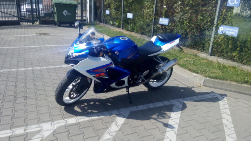 1000 k7