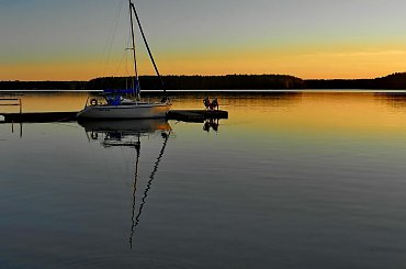 ...wakacje na pokładzie ...i nie tylko #jacht #żaglówka #port #przystań #wedka #zachód