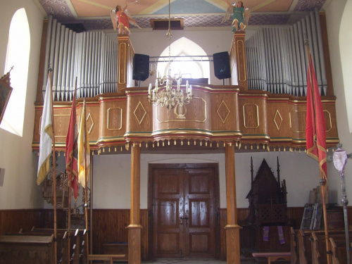 Chór po renowacji w kościele Św. Jerzego w Szczeglicach