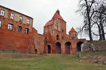 #zamek #historia #ruiny