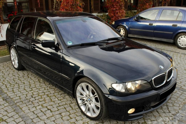 BMW 325i